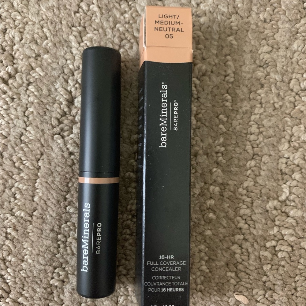 BRAND NEW bareMinerals concealer